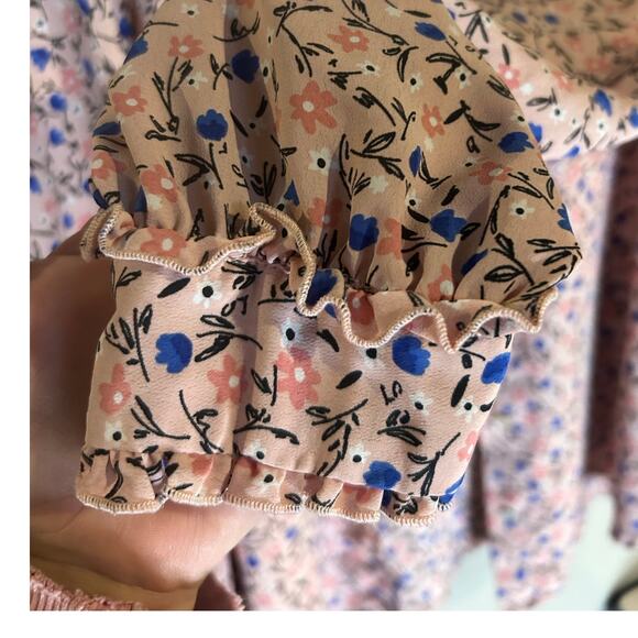 Zara Pink Floral Print Chiffon Button Up Size Small - Picture 4 of 4